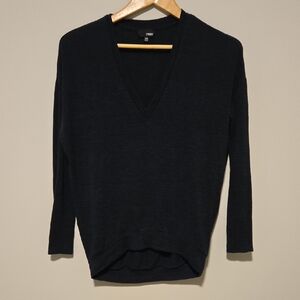 Wilfred Elegant Black V-Neck Sweater